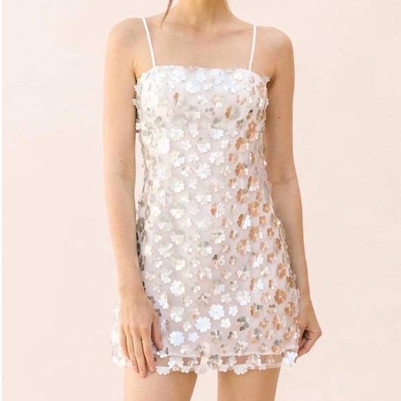 Storia Dresses & Skirts - Storia Amaryllis Silver Petal Party Dress White Tulle Metallic Mini Large NEW